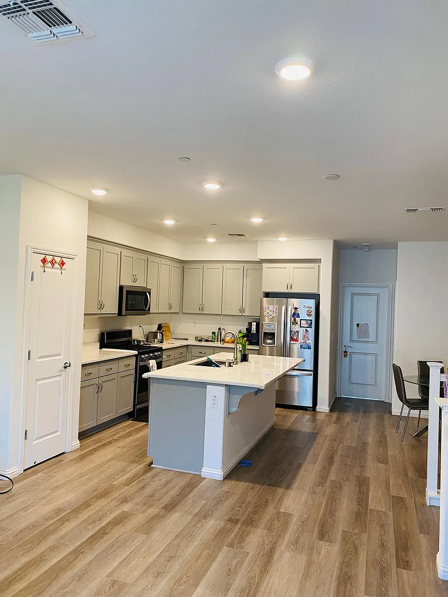 Building Photo - 40704 Penstemon Ter