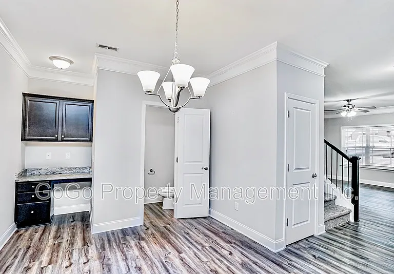 206 Snow St — Photo 5