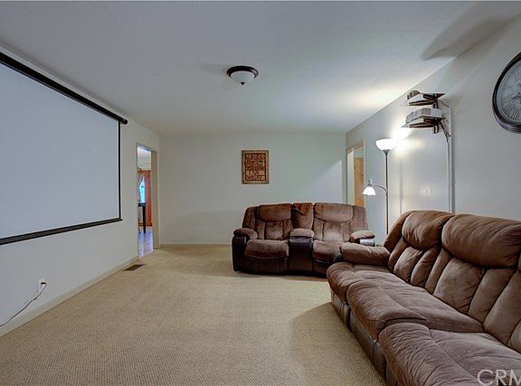 5th image of 2342 Linden St