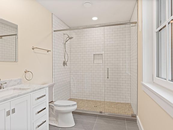 5th image of 10 Chestnut St #7
