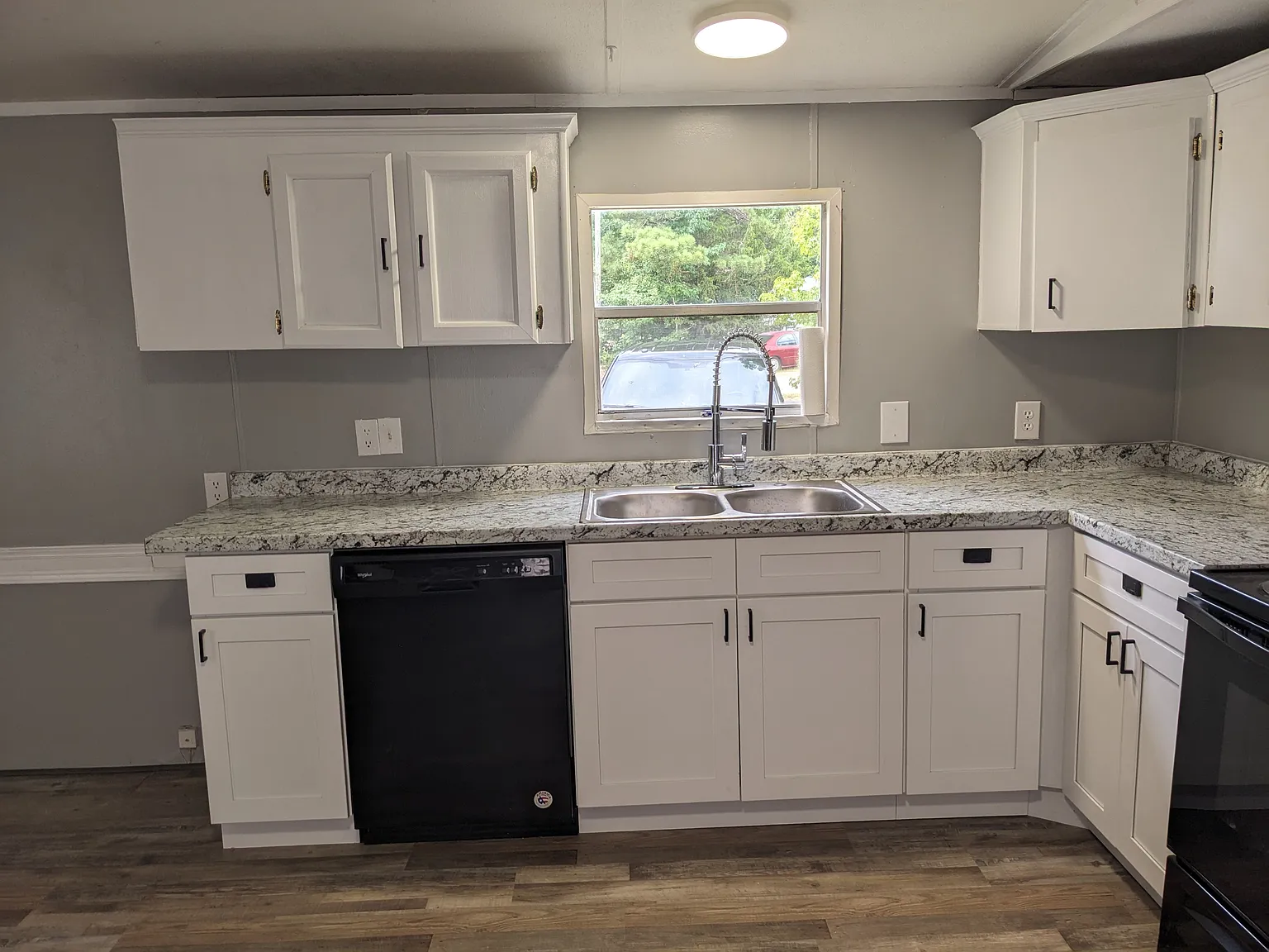 2 bed, 1065 sqft, $925 — Photo 3