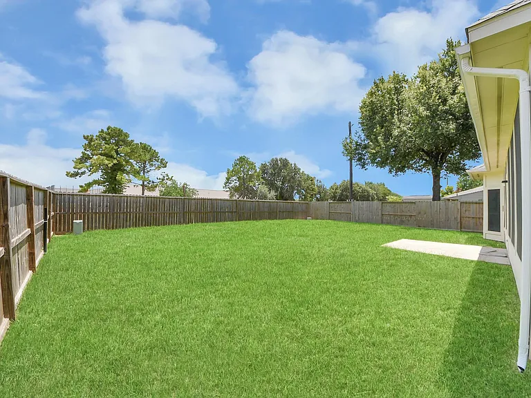530 Majestic Ridge Dr — Photo 31