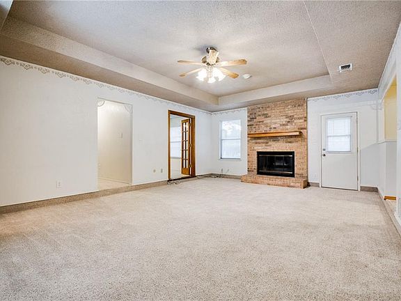 3rd image of 7313 Vista Cliff Dr