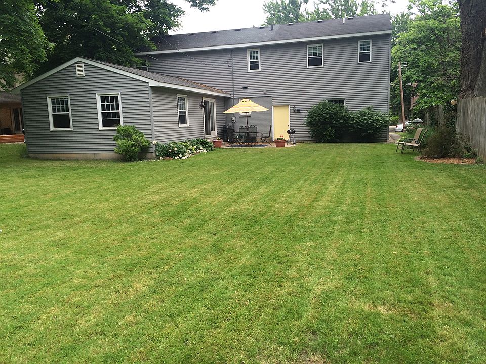 2nd image of 2340 Englewood Dr SE