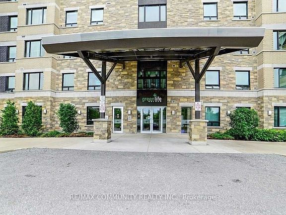4th image of 7400 Markham Rd #121