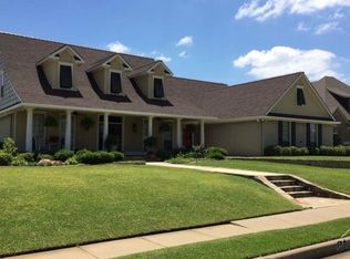 200 Shanna Trce, Lindale, TX 75771