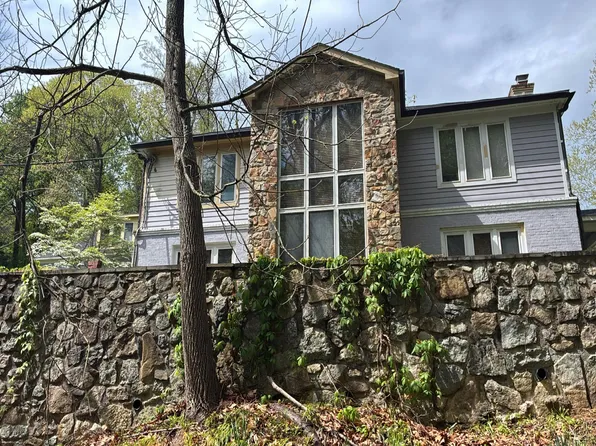 11700 Glen Mill Rd, Rockville, MD 20854