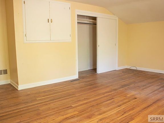 5th image of 710 9th St