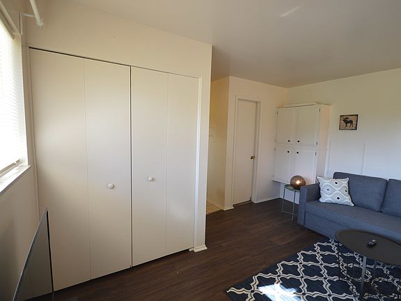 3rd image of 903 W Ardussi St APT 9