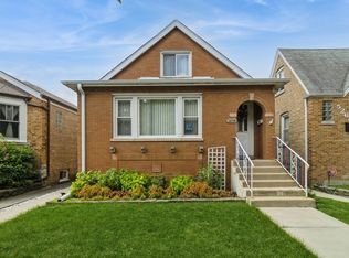 5264 N Liano Ave, Chicago, IL