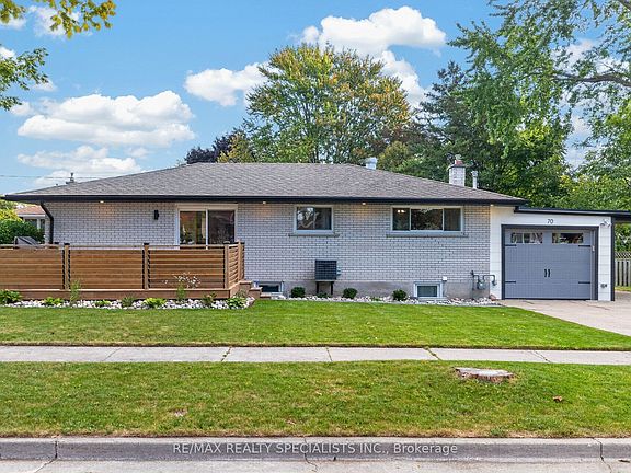 5th image of 70 Duncairn Ave