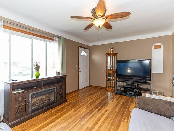 5th image of 6827 Belmere Dr