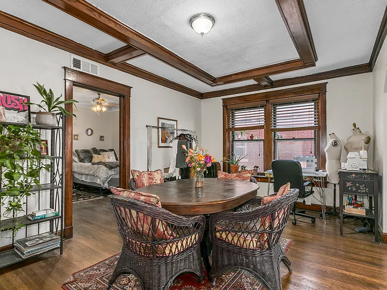 302 W 34th St #1E — Photo 1