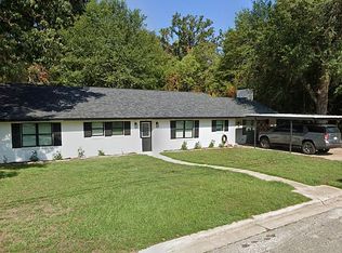 221 Browning St, Carthage, TX 75633