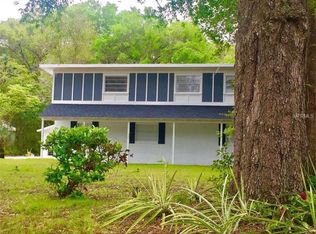 10 Poinsettia Dr, Deland, FL 32724