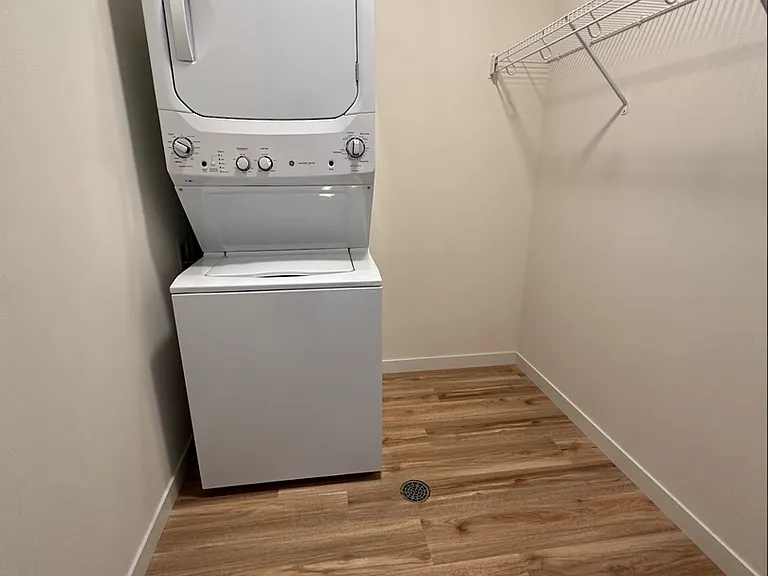 Colorado Commons - 143 N Wildwood St — Photo 16