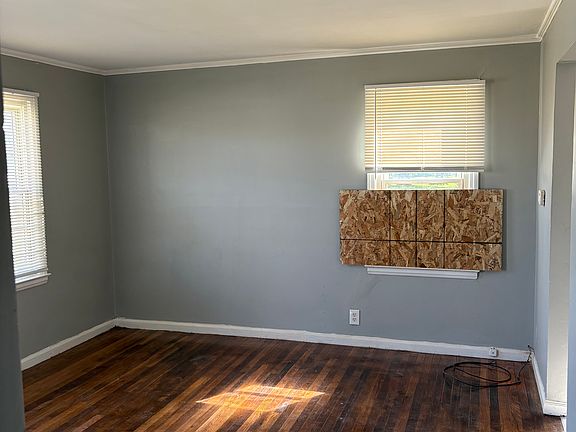 2nd image of 26721 Kean St