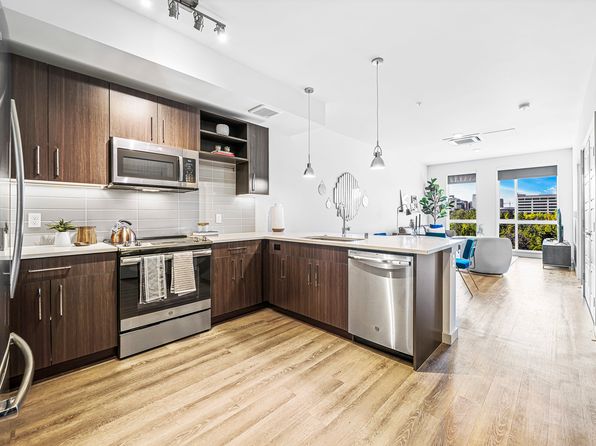 AMLI Spring District | 1375 121st Ave NE, Bellevue, WA