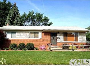 1767 Coventry Dr, Troy, MI