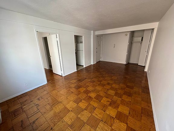 2nd image of 83-10 118th St #5L