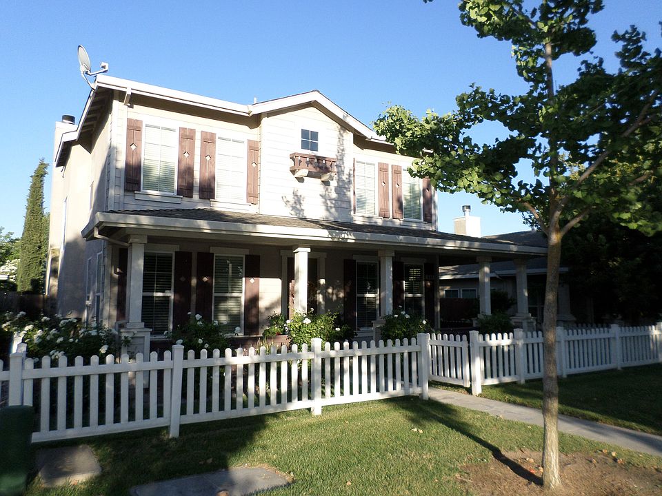 1st image of 533 Valley View Dr