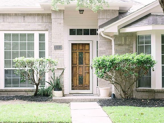 2nd image of 3112 Watercastle Ct