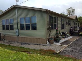 118 Maple Ridge Rd, Greensboro, PA 15338