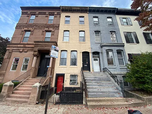 1823 Spring Garden St #1 Photo 1