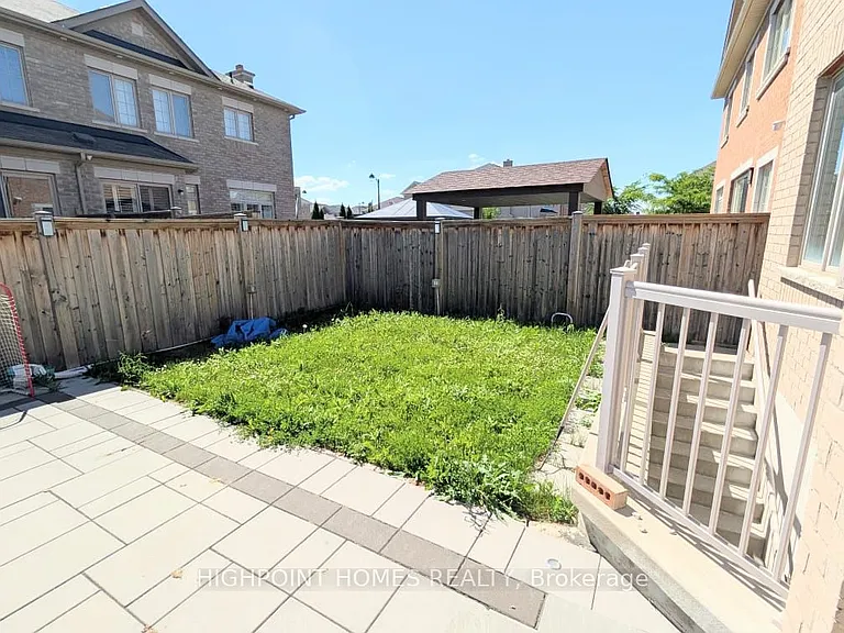 1506 Mendelson Hts #UPPER — Photo 13