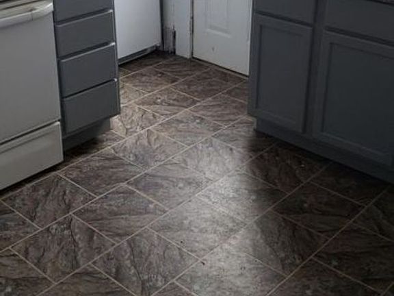 3rd image of 709 7th St S APT 1