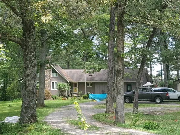 360 Timber Line Dr, Smithville, TN 37166