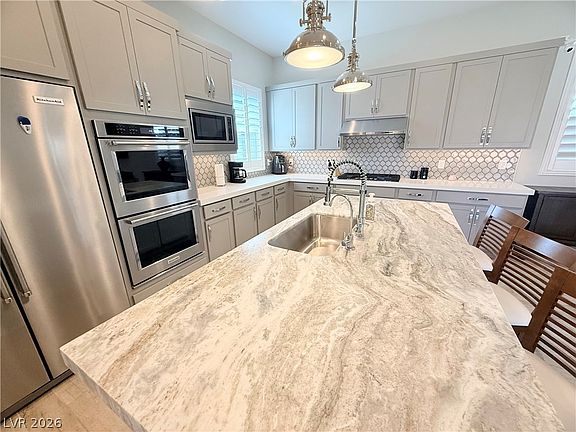 5th image of 9958 Regency Square Ave
