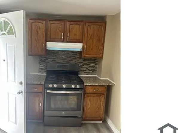 27 Southmere Rd #1, Mattapan, MA 02126