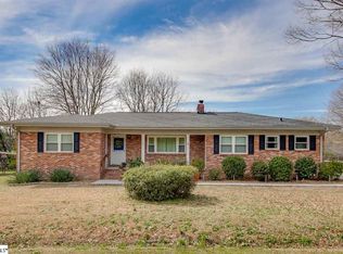 13 Owens Rd, Taylors, SC 29687