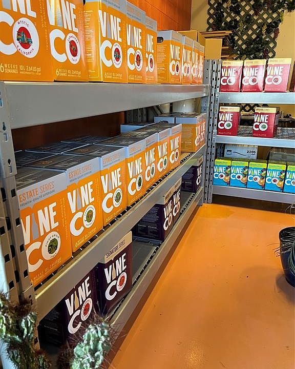 2nd image of 10630 Tecumseh Rd E