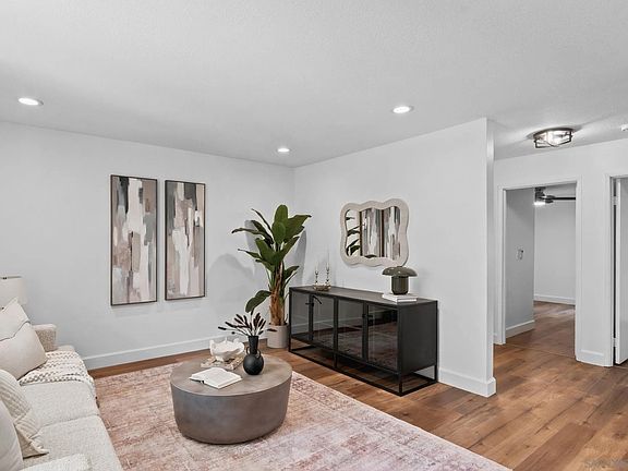 5th image of 13754 Mango Dr Unit 103