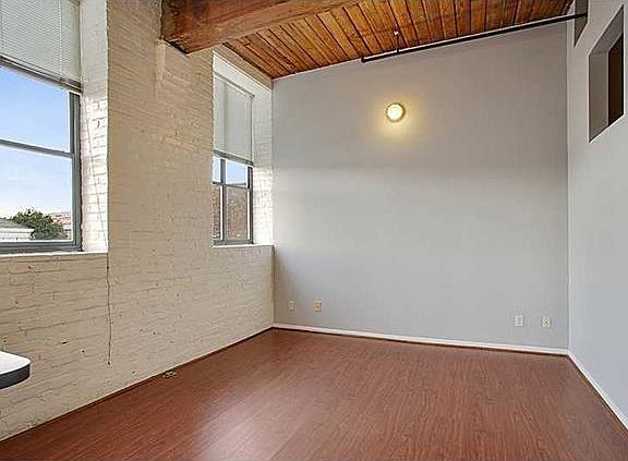 4th image of 402 Julia St APT 205