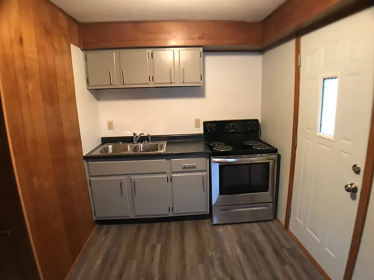 216 S Race St — Photo 2