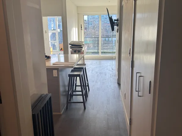 1628 W 4th Ave #307, Vancouver, BC V6J 0G6