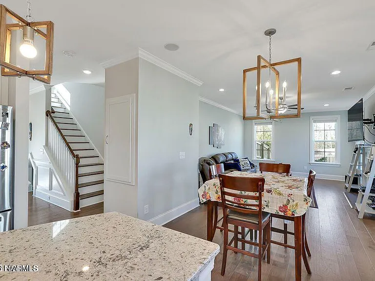 36 Milano Ct — Photo 10