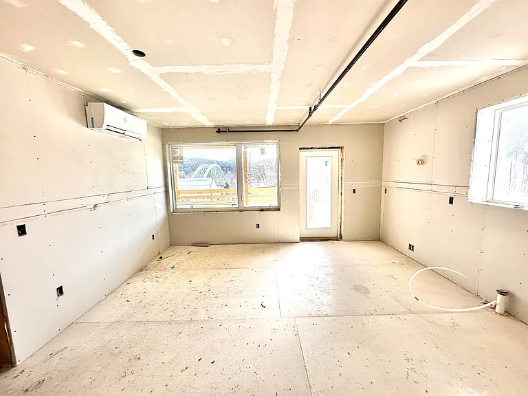 501 Route 5 North - 301 0/1 — Photo 14