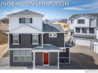 3364 Streamwood Dr, Johnstown, CO 80534