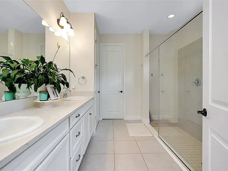 11560 Tapestry Ln — Photo 16