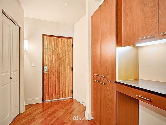 5th image of 159 Denny Way APT 312