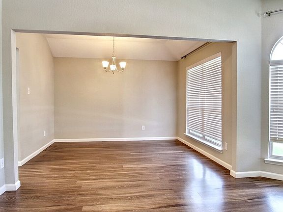 4th image of 3117 Cactus Dr