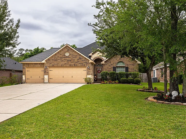 33311 Greenfield Forest Dr — Photo 2