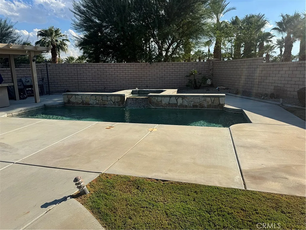 3 bed, 2798 sqft, $3,850 — Photo 3