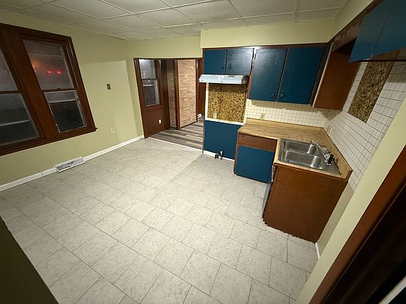 5th image of 455 Fillmore Ave Unit 2