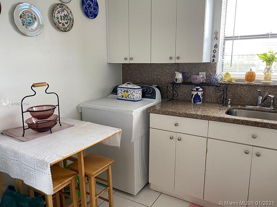 1st image of 990 Biarritz Dr APT 403