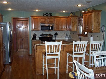Kitchen - 22 x 15.5